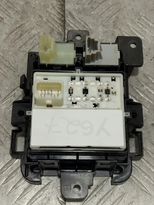 Interruptor de freio de estacionamento elétrico Subaru OUTBACK 2016 OEM 15916MN image 4