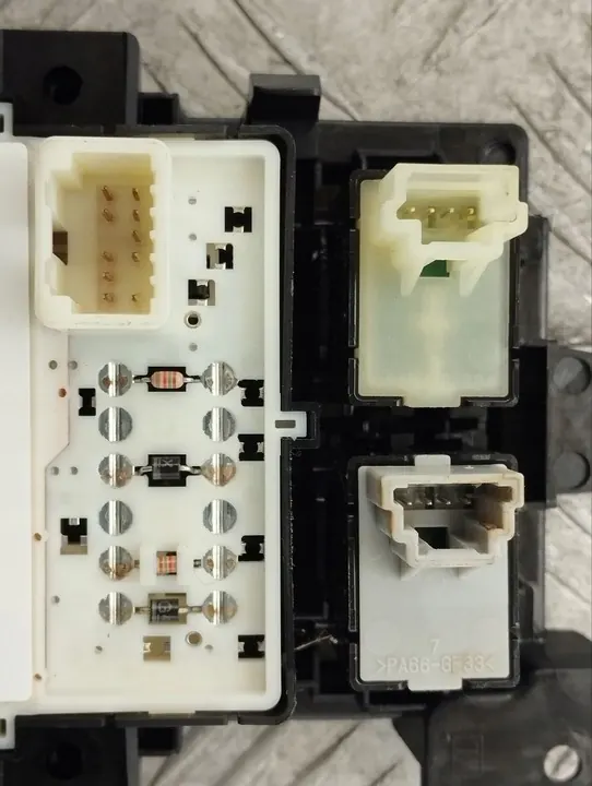 Interruptor de freio de estacionamento elétrico Subaru OUTBACK 2016 OEM 15916MN image 5