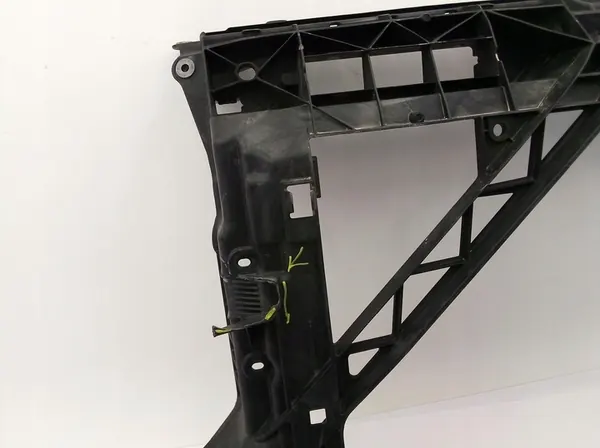 Skoda Fabia Mk3 Etupuskuri 2015 6V0805588G image 10