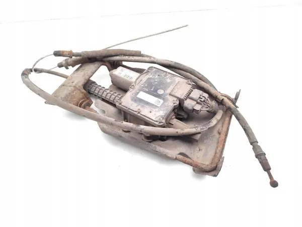 BMW Käsijarrumoottori OEM 13311218 318d Diesel image 2