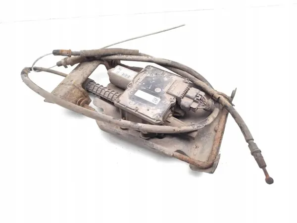 BMW Käsijarrumoottori OEM 13311218 318d Diesel image 9