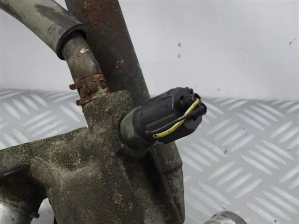 Caixa termóstato OEM Obudowa termostatu Lancer VII image 5