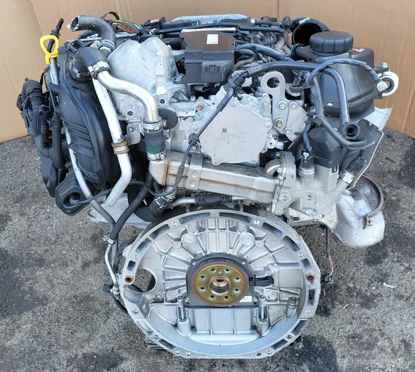 Kokonainen moottori Mercedes C W205 2.0 Bensiini CGI 274920 OE image 2