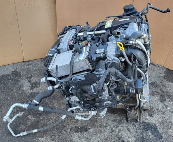 Kokonainen moottori Mercedes C W205 2.0 Bensiini CGI 274920 OE image 7