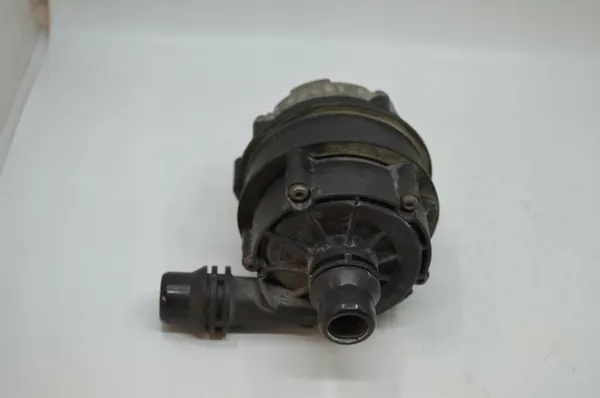 Water Pump Mercedes-Benz AMG W222 W463 V222 C205 C253 OE image 6