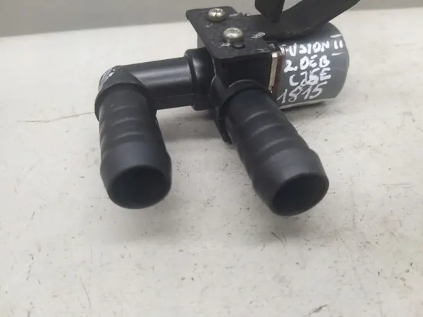 Válvula de Circulación de Agua OEM HG93-18495-AE 2.0 EcoBoost image 8