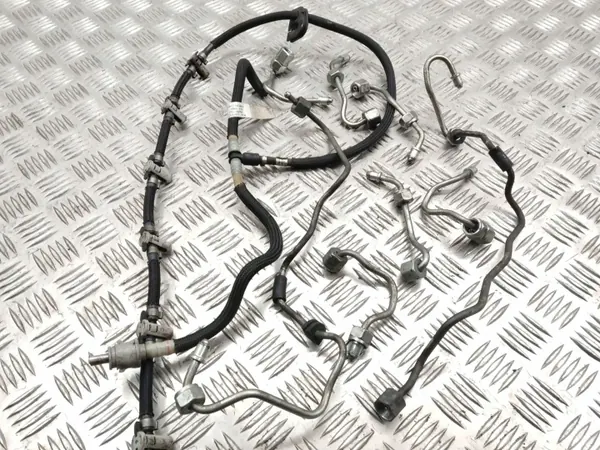 RZV78395 OEM Conduite d'injection pour BMW X5 E70 2011 image 3