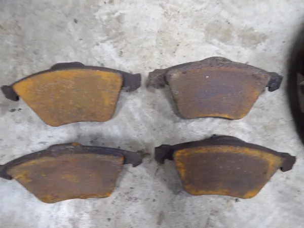 SAAB 93 9-3 LIFT II 07- Voorremschijven 2 st, Blokken 1.9 TTID image 8