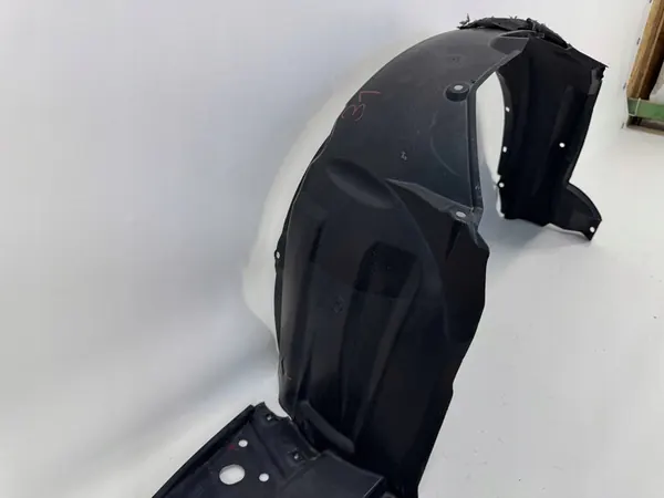 Toyota Avensis T27 Etu-oikea lokasuoja kokonainen OEM image 3