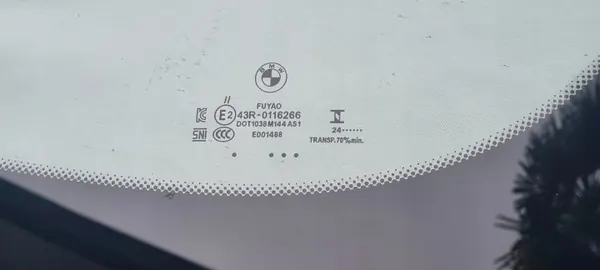 BMW X4 G02 Frontscheibe OEM 5A967F6 grüne Tönung image 3