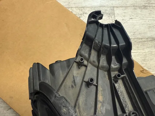 Mercedes-Benz OE A213 906 26 06 reflector image 5