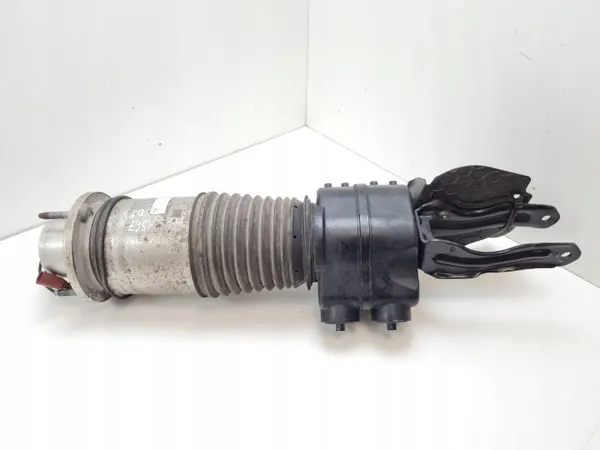 Porsche Taycan Etu-ilmatanko OEM HHAF0409570 image 5