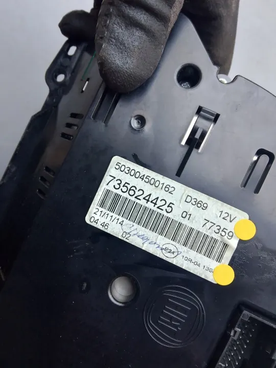 Salpicadero Fiat 500 OEM 735624425 Usado image 3