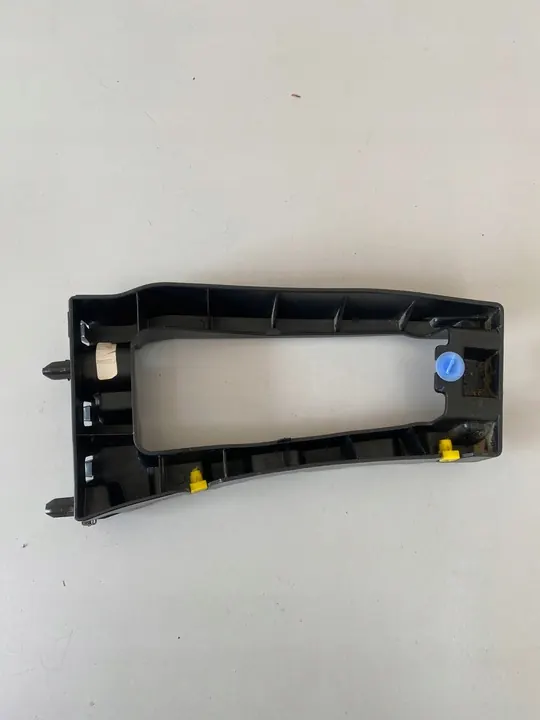 Deslizamento de para-choque traseiro direito Peugeot Rifter Partner IV 9816808680 image 2