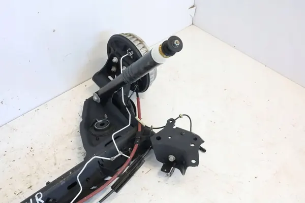 Trave Posteriore Renault Captur I 13-19 OEM 562107338R image 4