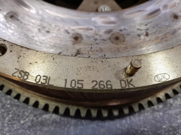 VW Amarok I 2.0 TDI Volante de Dupla Massa 03L105266DK image 4