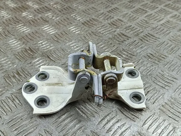 2021 SsangYong Korando Hintere Türscharniere FOB49650 image 1