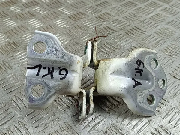 2021 SsangYong Korando Hintere Türscharniere FOB49650 image 4