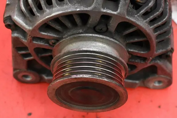 Vaihtovirtageneraattori Renault Megane 2 1.5 DCI 8200120286 image 4