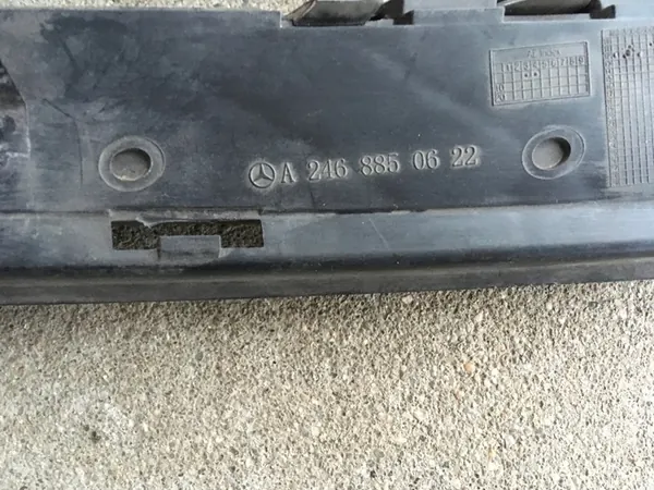 GRILLE DE PARCHOCHE GAUCHE MERCEDES BENZ B-CLASS W246 image 2