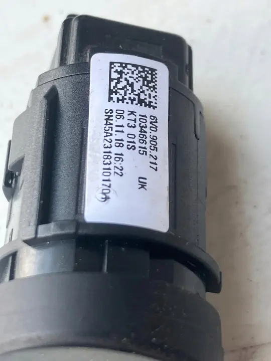 Start Stop Knop Skoda Fabia III image 2