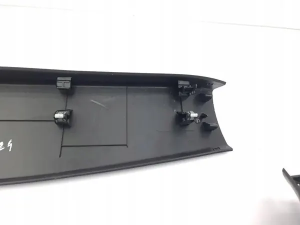 OEM 909009966R Kofferraumabdeckung für Renault Megane IV image 3
