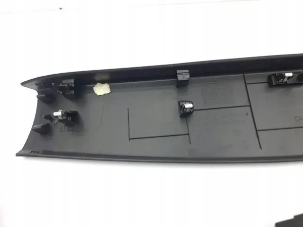OEM 909009966R Kofferraumabdeckung für Renault Megane IV image 4