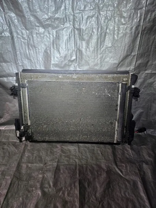 Golf VII 1.6 TDI Kühler mit Ventilator image 2