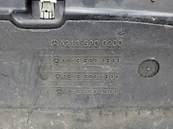 Mercedes W213 Frontstoßstangenabdeckung OEM A2135200200 image 3