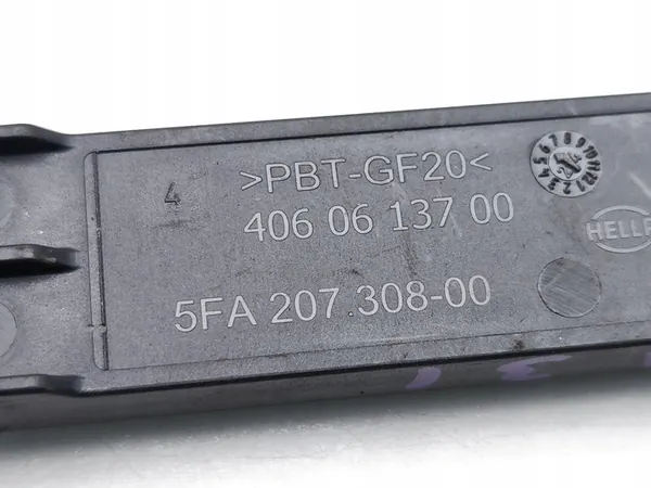 Mercedes-Benz EQB Interne Antenne 2024 SUV 5FA207308 image 7