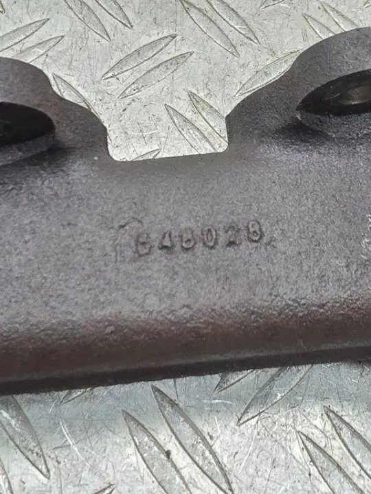 Exhaust Manifold Volvo V50 1.6L 81kW 2006 image 5