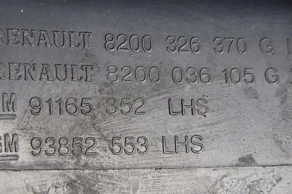 OPEL VIVARO FURGON 2.0L diesel 8200326370G image 3