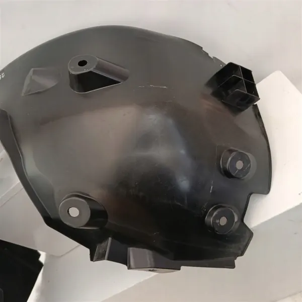 Right Front Wheel Arch Renault Twingo 3 image 4