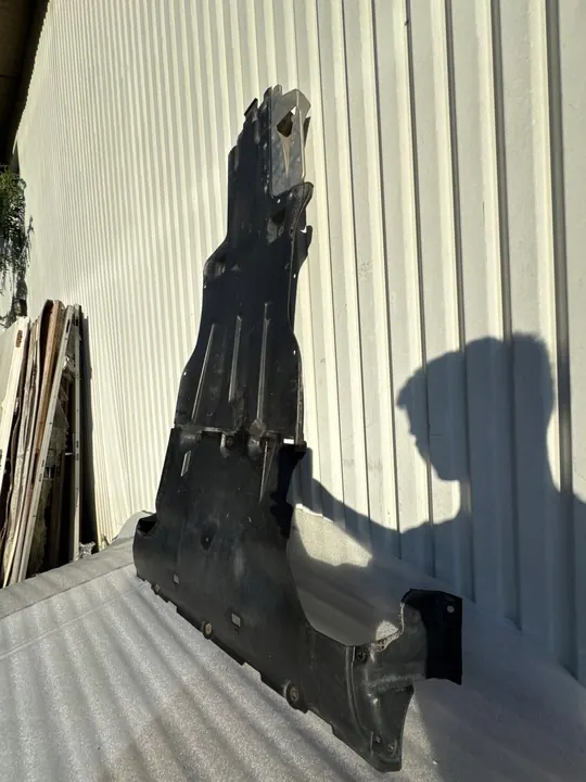 AUDI Q7 2005-2009 Växellåda Skydd 7L0825231A image 2