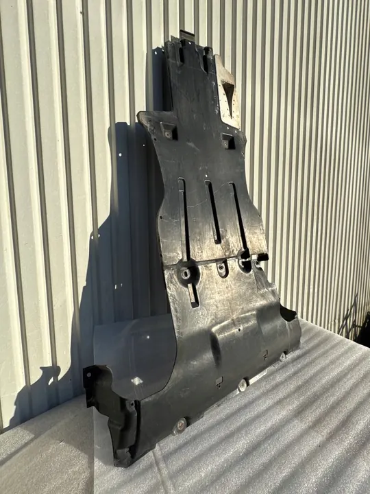 AUDI Q7 2005-2009 Växellåda Skydd 7L0825231A image 3