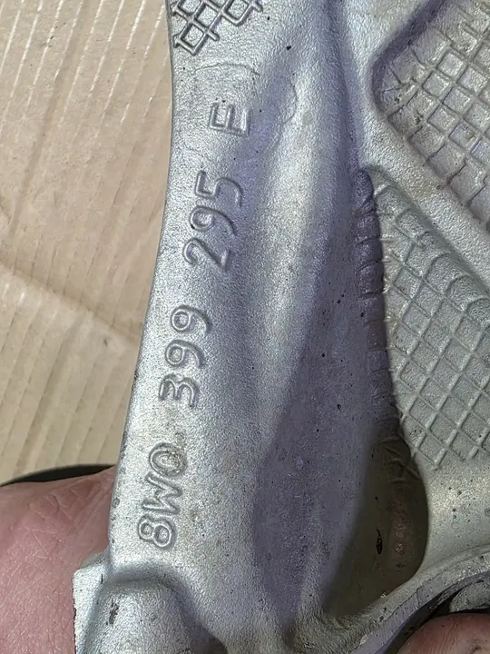 Soporte de motor derecho AUDI A4 B9 2.0 TDI image 5