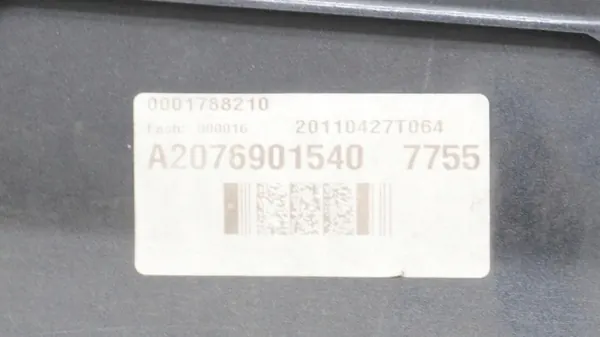 Linker dorpelstrip OEM A2076901540 Mercedes W207 Coupé image 9