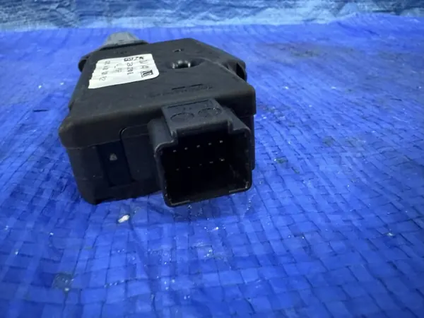 Moteur de toit ouvrant DS OEM 2231200B 9537004B - Occasion image 6