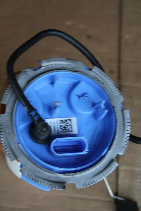 Brandstofpomp VW Atlas 3QF919051E, 3QF919087C image 2