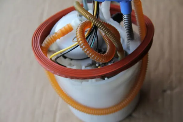 Brandstofpomp VW Atlas 3QF919051E, 3QF919087C image 4