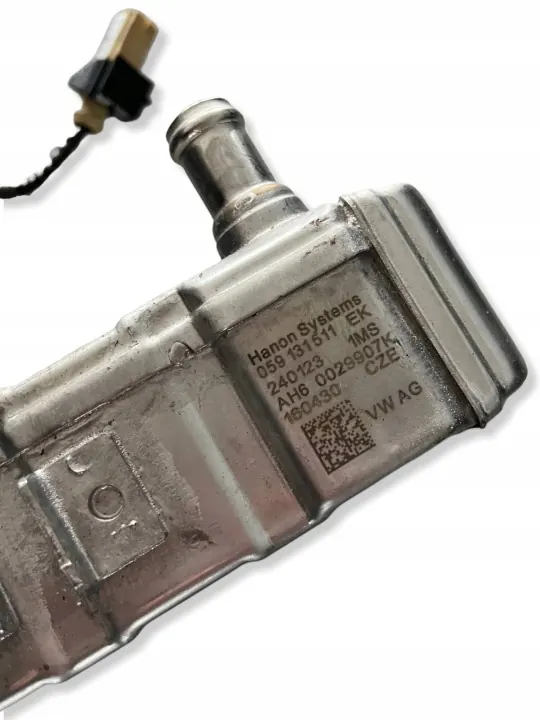 Refroidisseur EGR VW Touareg III OEM 059131511EK - Occasion image 3