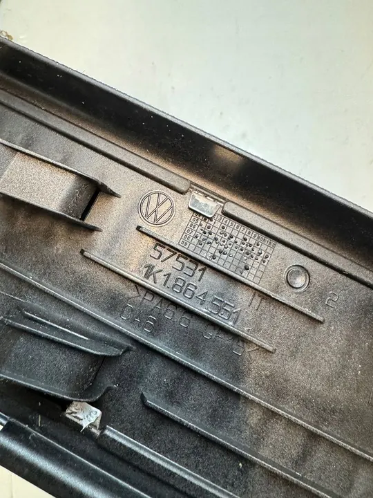 Volkswagen Golf VI Descanso de Pé Esquerdo 1K1864551 image 3