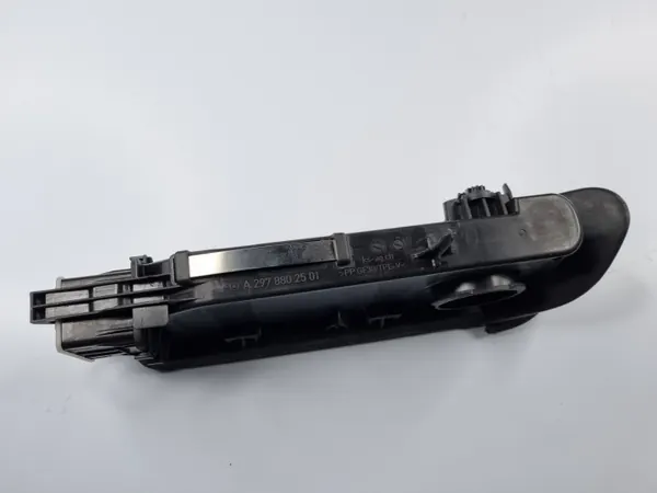 Mercedes-Benz EQS V297 Spolarvätskekork OEM A2978802501 image 8
