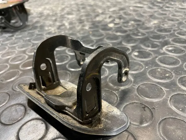BMW F12 F13 Koplampsproeierkap OEM S2512F313 Rechts Voor image 4