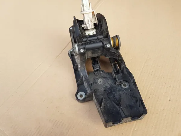 Manuaalivaihteiston valitsin Opel Vectra C 1.9 CDTI image 3