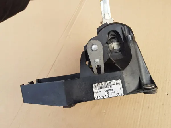 Manuaalivaihteiston valitsin Opel Vectra C 1.9 CDTI image 9