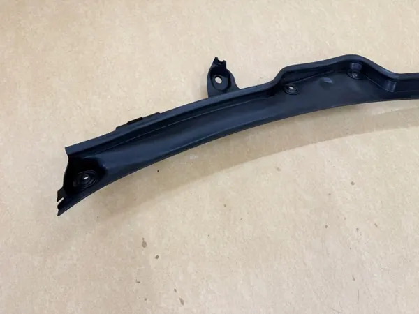OEM A2218300228 Cache Pare-brise Mercedes W221 image 3