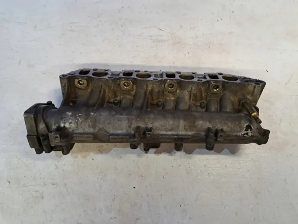 Colector de admisión Saab OEM 55210201 para 9-3 Estate image 4