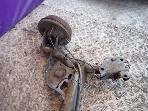 OEM Zawada-341340- taka-akselipalkki Nissan Micralle image 4