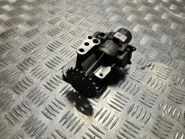 Oljetank Mercedes C-Klass W205 1.6 CDI A6261800001 image 2